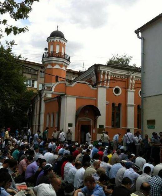 Moskova tarihi camii: vakıf, dini etkinlik